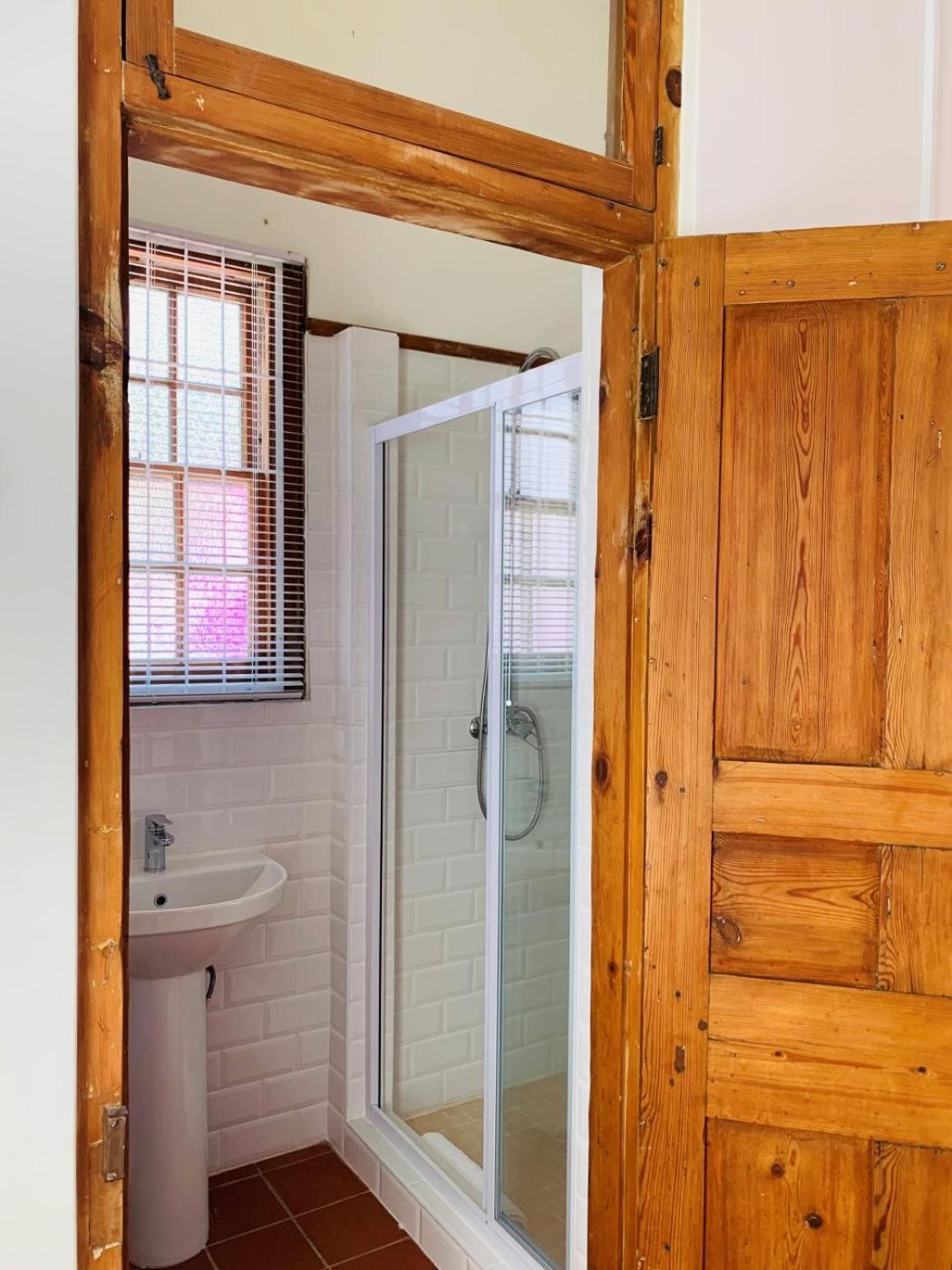 De Wingerd B & B Graaff-Reinet Buitenkant foto